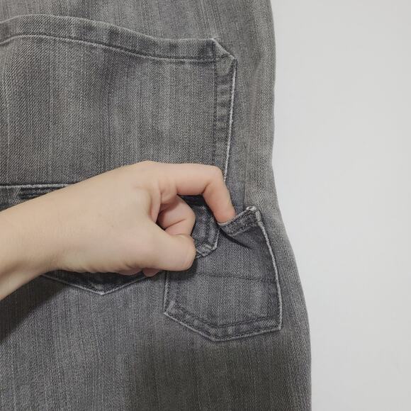 Sean John | Hamilton Classic Relaxed Fit Fade Wash Jean Denim Shorts - Picture 5 of 8